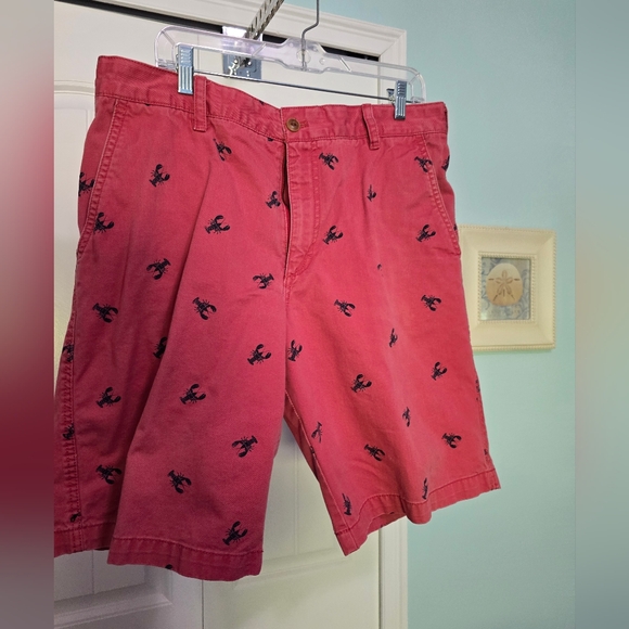 Men's IZOD Shorts, 36/10.5 - Picture 1 of 5